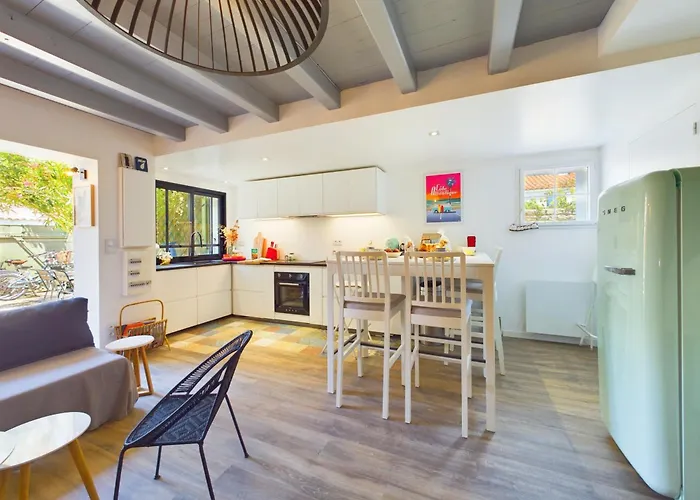 A 750m Des Plages, Jolie Maison Pour 4 Сasa de vacaciones Saint-Clément-des-Baleines