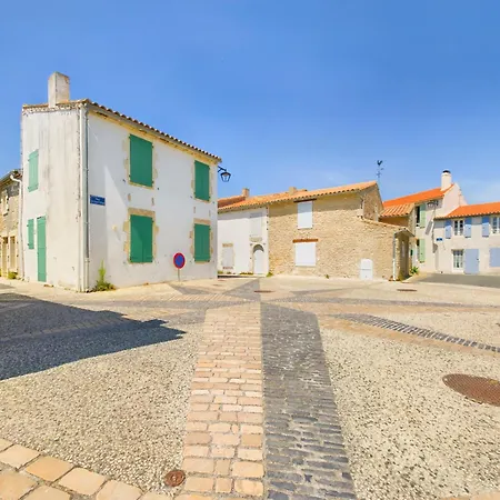 à 750m Des Plages, Jolie Maison Pour 4 Hébergement de vacances Saint-Clément-des-Baleines
