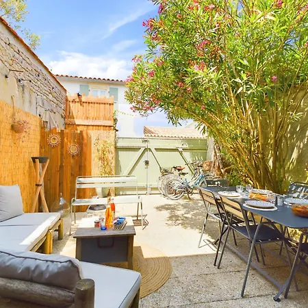 Дом отдыха A 750m Des Plages, Jolie Maison Pour 4 *